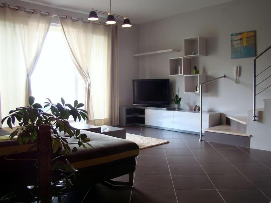 Exclusive Apartment Tirana Exterior foto